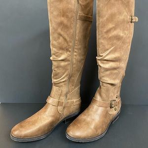 Bare Traps Yanessa Boots with Strap size 9M